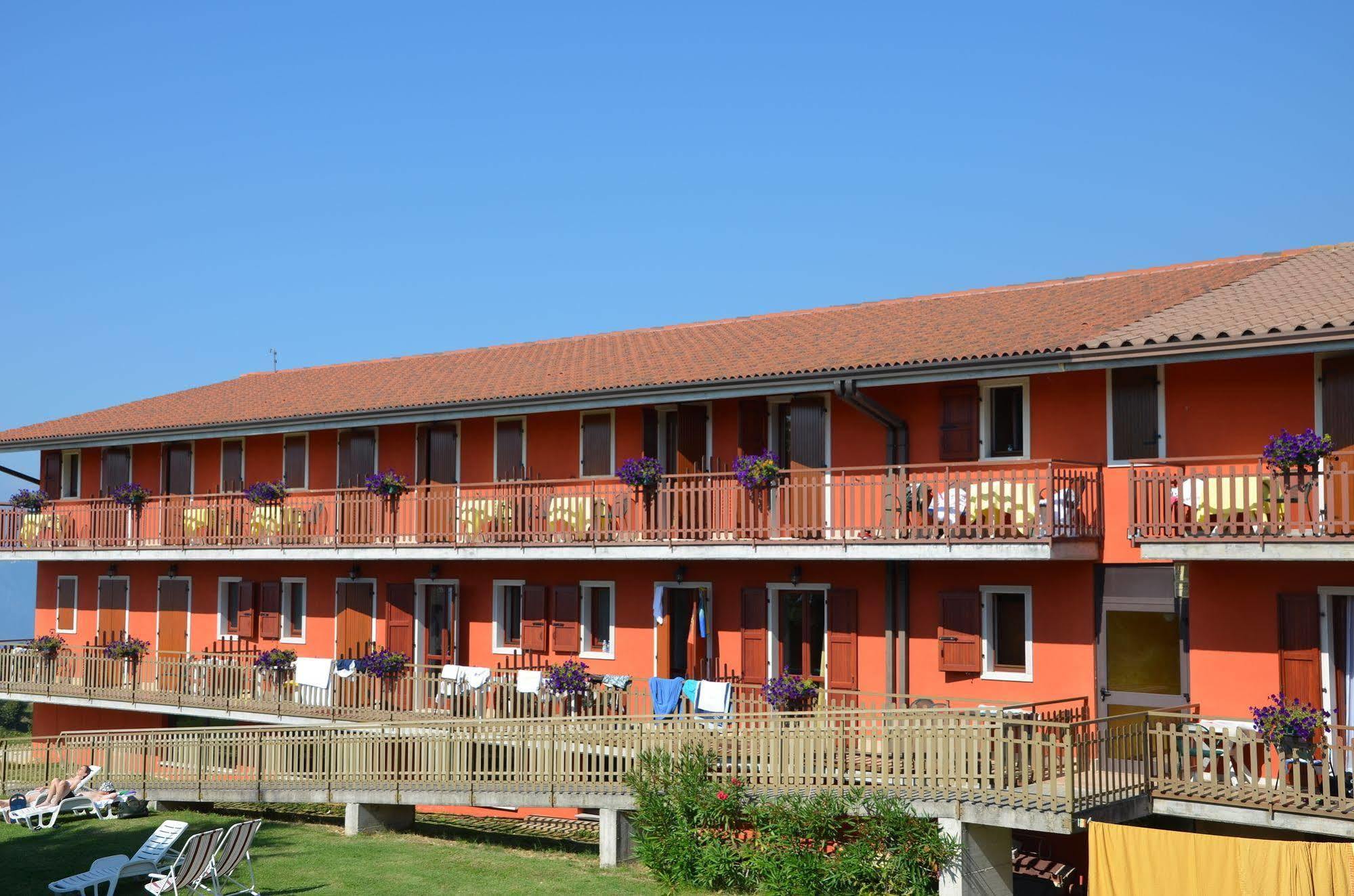 Hotel Belvedere San Zeno di Montagna Exterior foto